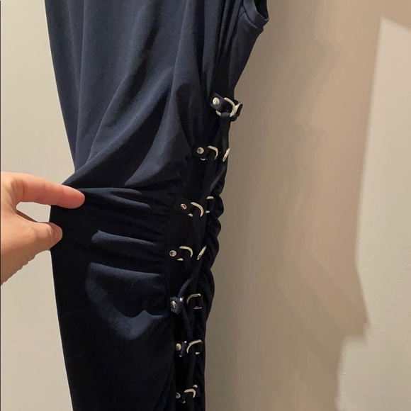 Michael Kors sleeveless dress with side details - Picture 3 of 3